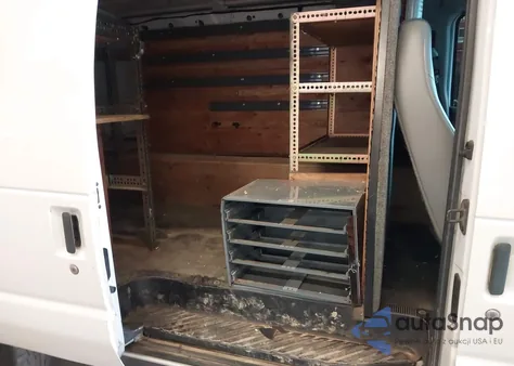 2004 Ford E-350 Super Duty Commercial/Recreational z USA, uszkodzony, nr VIN 1FTSE34L44HA97405